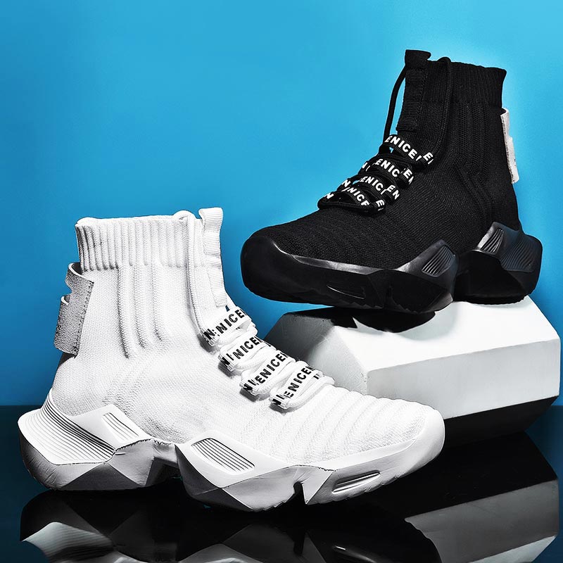 Plus ขนาดสูงขนาดใหญ่กีฬาถุงเท้ - Streetwear Brand With White Flowers บทวิจารณ์และราคา